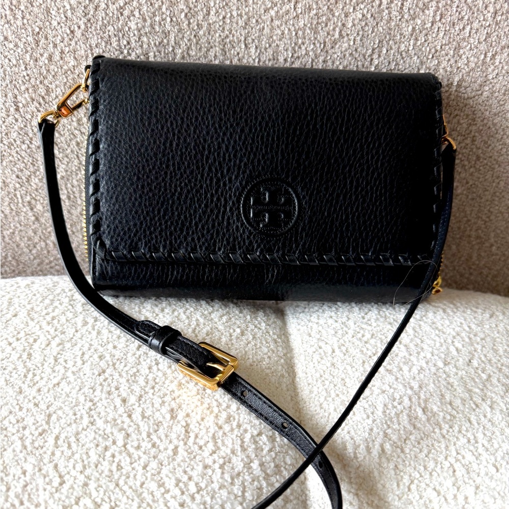 Tory Burch Black Marion Flat Crossbody Wallet